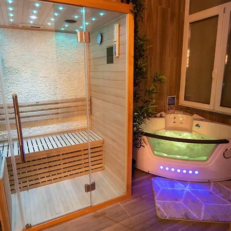Capsule Luna Park - Jacuzzi - Sauna - Jeux & Arcades - Billard - Netflix & Cinema - *