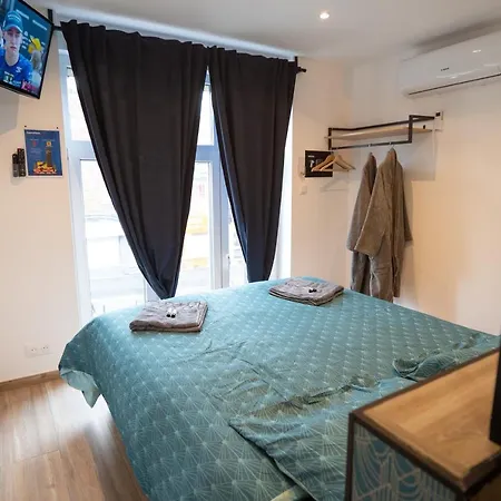 Capsule Luna Park - Jacuzzi - Sauna - Jeux & Arcades - Billard - Netflix & Cinema - * Βαλενσιέν