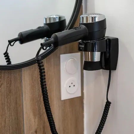 Capsule Luna Park - Jacuzzi - Sauna - Jeux & Arcades - Billard - Netflix & Cinema -