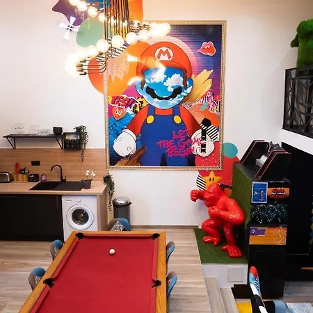 Apartment Capsule Luna Park - Jacuzzi - Sauna - Jeux & Arcades - Billard - Netflix & Cinema - Valenciennes