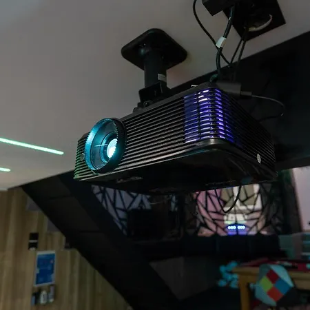 Capsule Luna Park - Jacuzzi - Sauna - Jeux & Arcades - Billard - Netflix & Cinema - Διαμέρισμα Βαλενσιέν