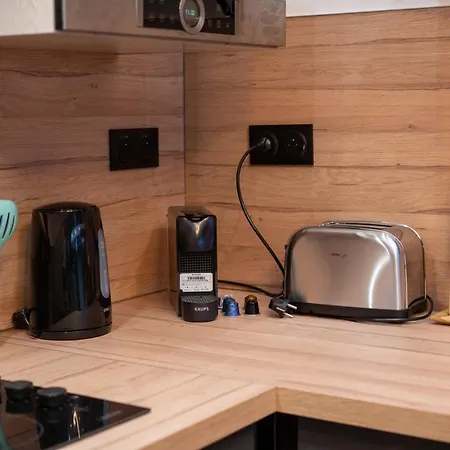 Capsule Luna Park - Jacuzzi - Sauna - Jeux & Arcades - Billard - Netflix & Cinema - Διαμέρισμα *